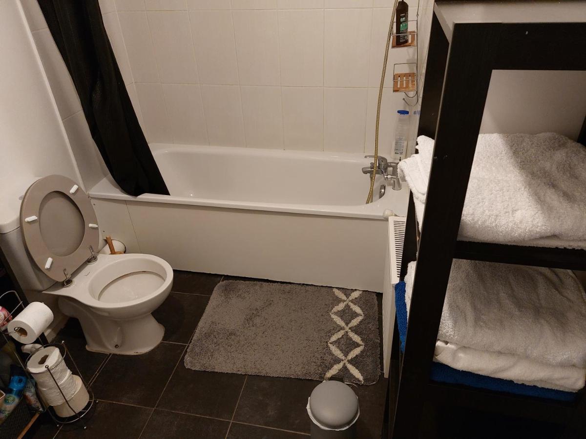 Apparemment Cosy Avec Parking Exterieur Gratuit Apartment Aulnay-sous-Bois Bagian luar foto